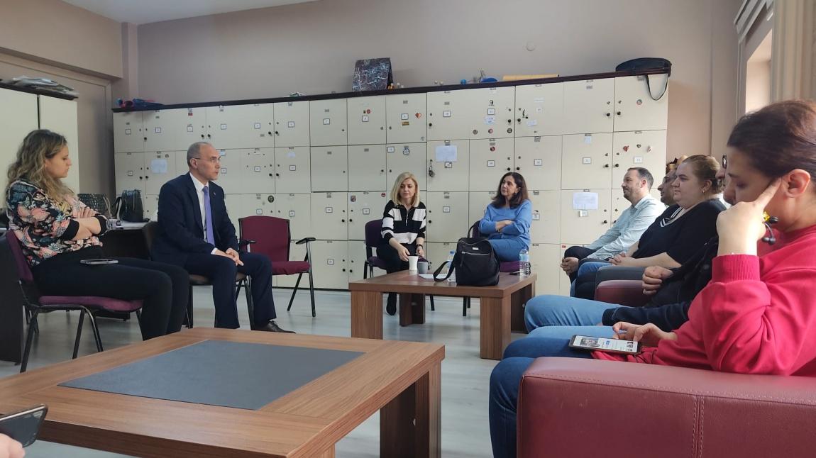Osmangazi Halk Eğitim Merkezi Müdürü Mehmet KÖSE okulumuzu ziyaret etti.